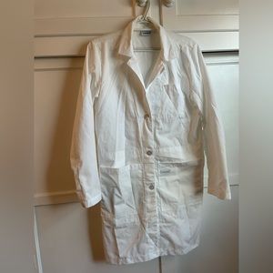 lab coat